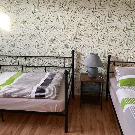 Familienfreundliche Ferienwohnung Tina Rollshausen Exterior foto